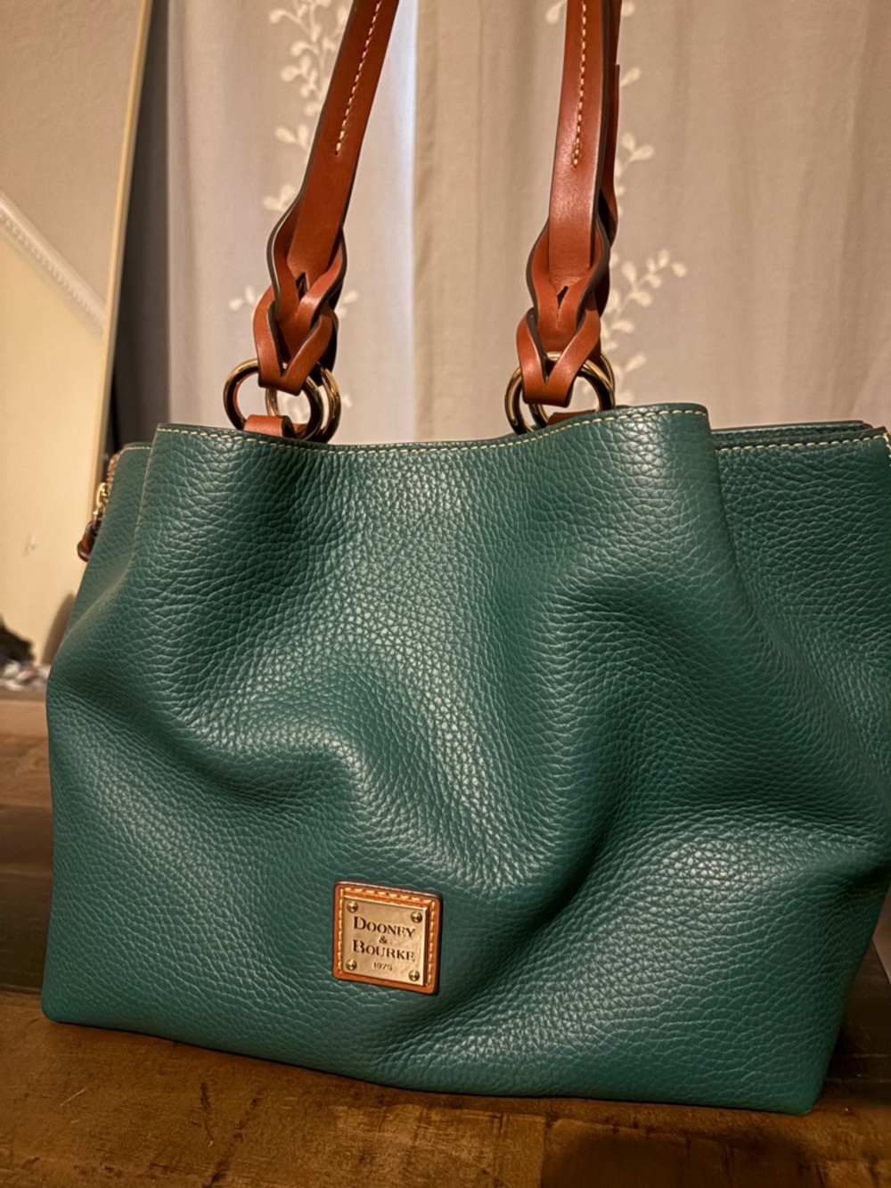 Dooney & Bourke Large Barlow Green Pebbled Leather Shoulder Tote w/Tan Handles